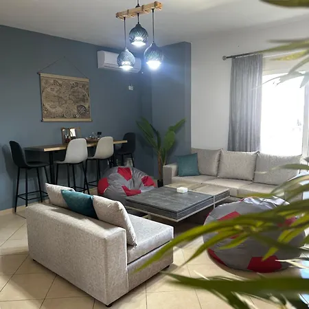 Gjonis House Апартаменты *